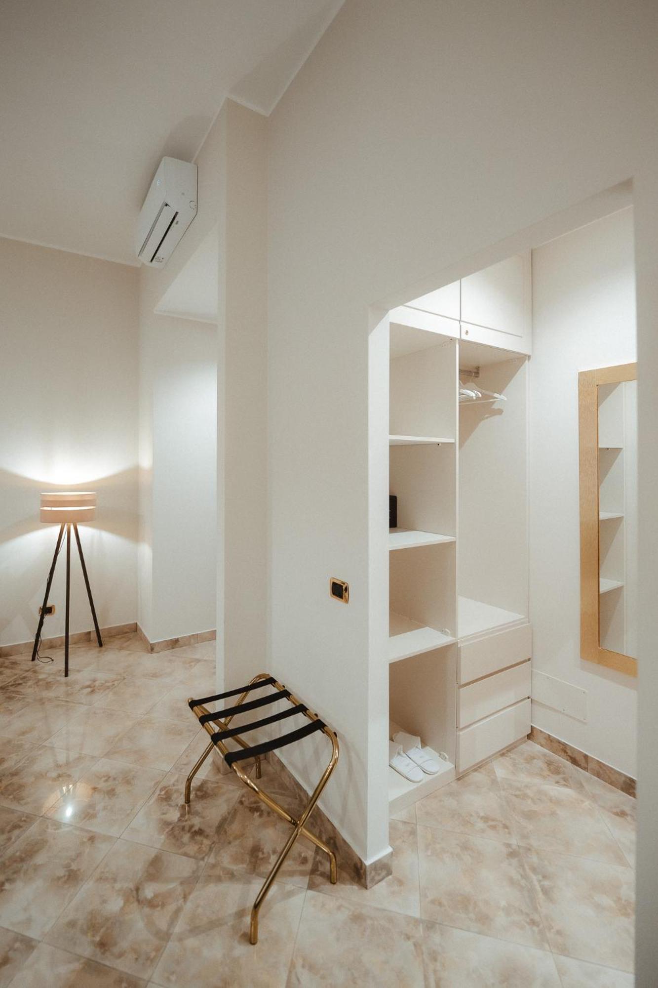 Lifestyle And Guest house